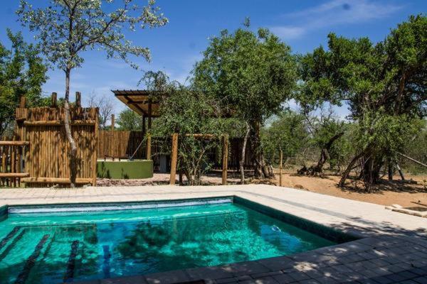 Chameleon Bush Lodge Hammanskraal Extérieur photo